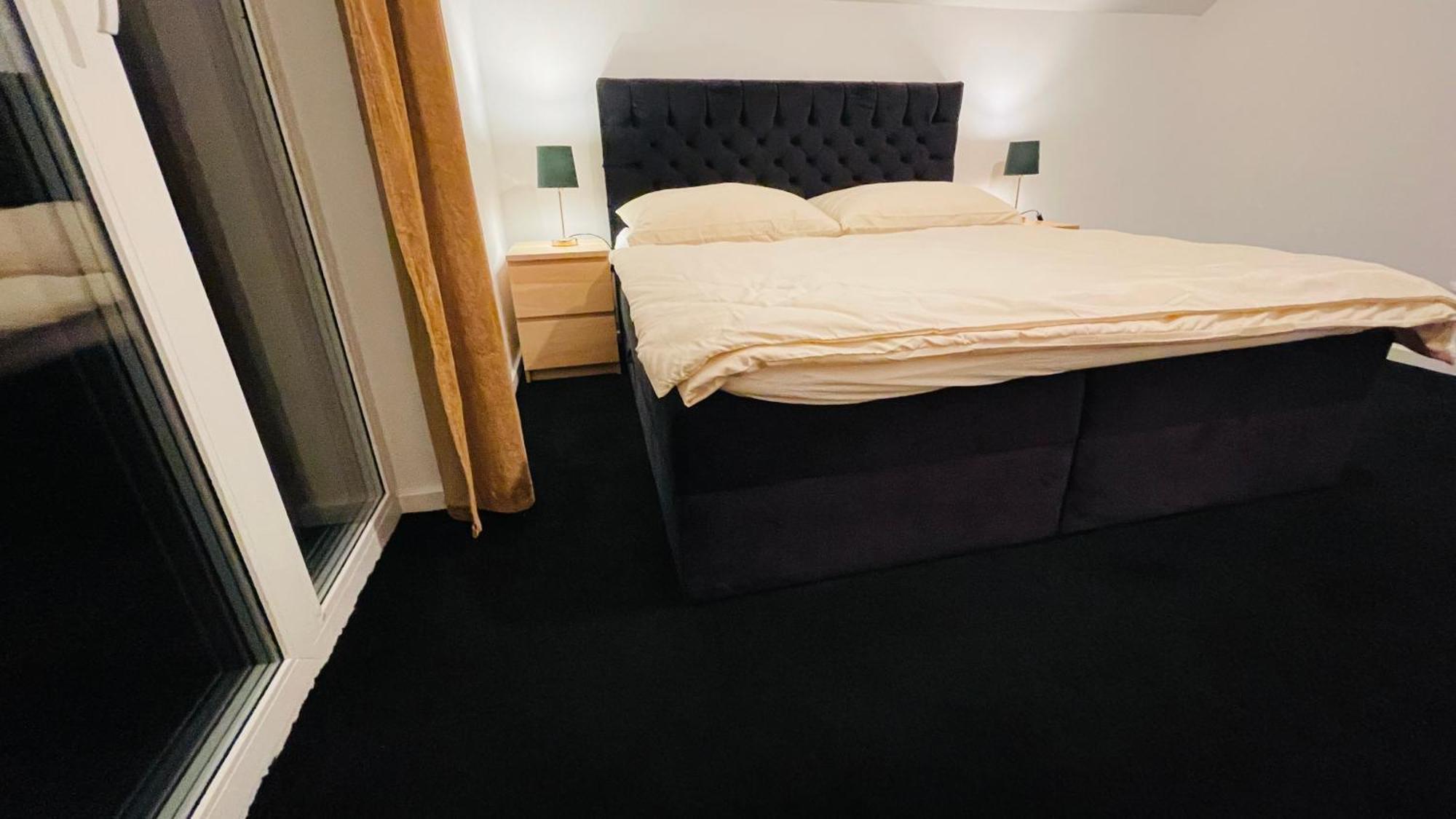 House Flow, 3 Room, Free 2 Parking Apartmán